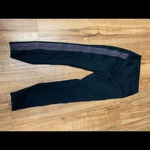 XS Fabletics bottoms